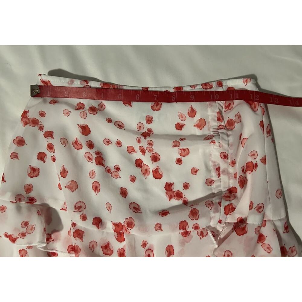 EUC Princess Polly Secret Love White/Red Floral Ruffled Mini Skirt Size 2 - Picture 8 of 10